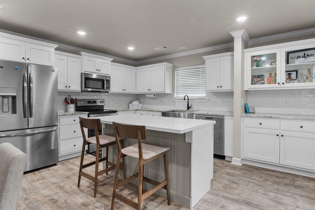 19 Arbor Trail, Cabot, AR 72023