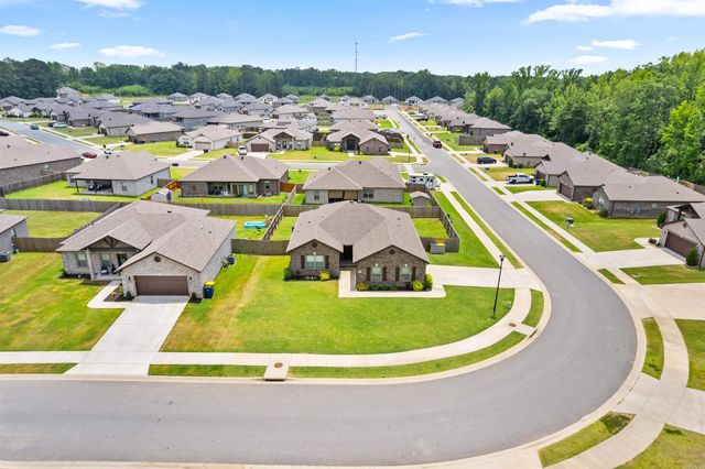 19 Arbor Trail, Cabot, AR 72023