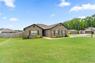19 Arbor Trail, Cabot, AR 72023