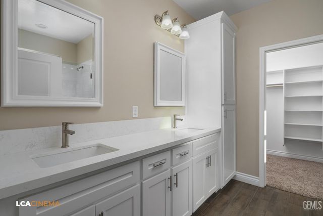 708 Sammy Way, Shafter, CA 93263