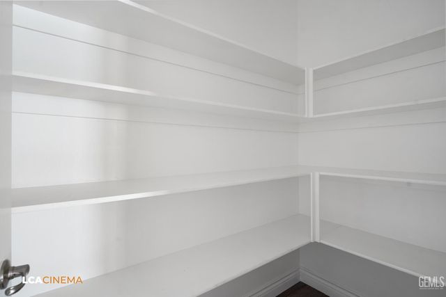 708 Sammy Way, Shafter, CA 93263