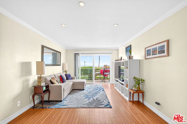 200 E Surfside Drive, Port Hueneme, CA 93041