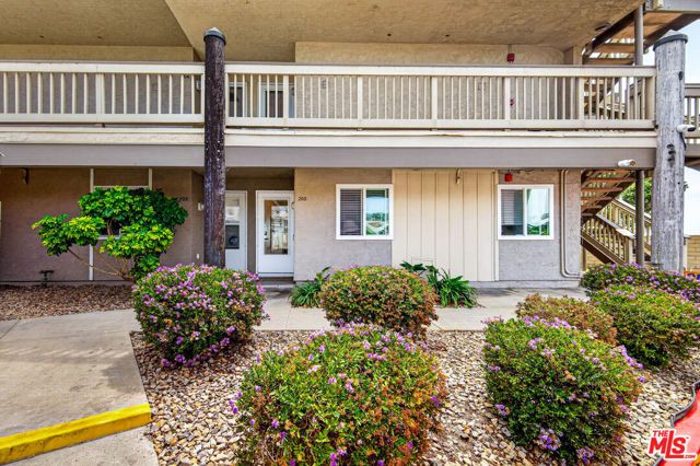 200 E Surfside Drive, Port Hueneme, CA 93041