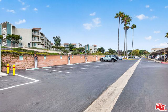 200 E Surfside Drive, Port Hueneme, CA 93041