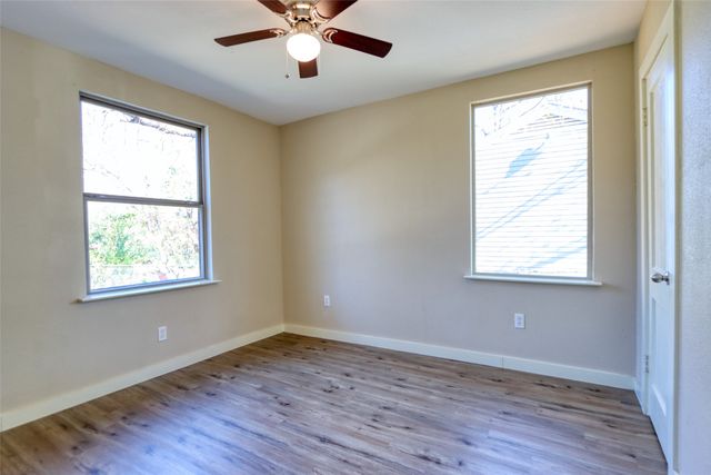 2765 Scotland Drive, Dallas, TX 75216