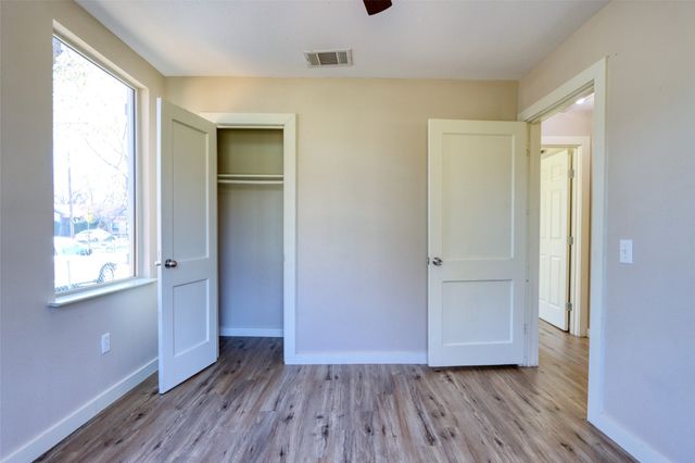 2765 Scotland Drive, Dallas, TX 75216