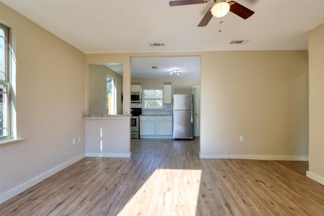 2765 Scotland Drive, Dallas, TX 75216