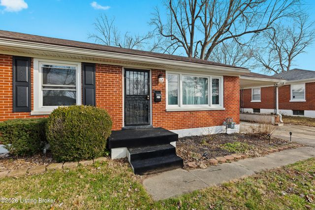 2023 Dixie Garden Dr, Louisville, KY 40272