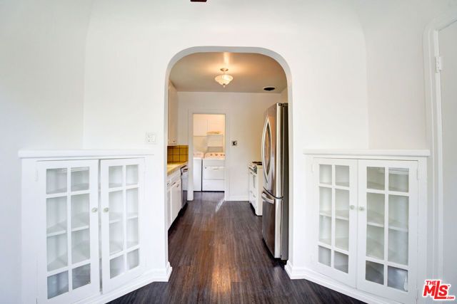 10372 Tennessee Avenue, Los Angeles, CA 90064