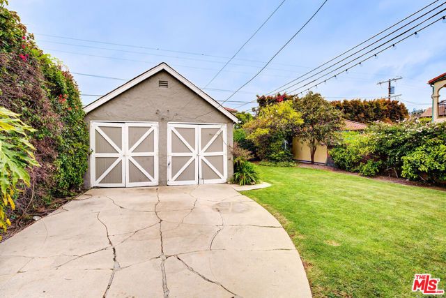 10372 Tennessee Avenue, Los Angeles, CA 90064