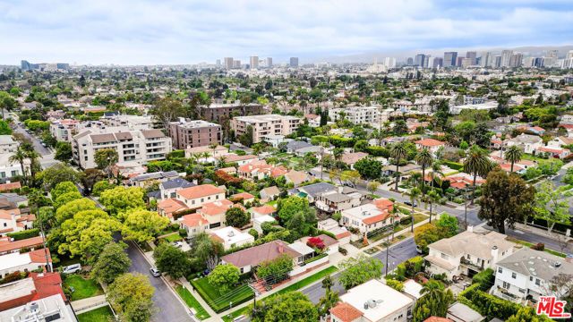 10372 Tennessee Avenue, Los Angeles, CA 90064