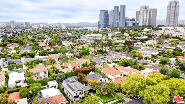 10372 Tennessee Avenue, Los Angeles, CA 90064