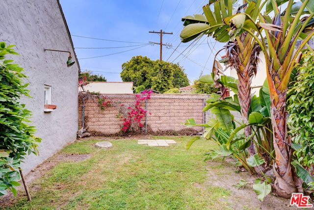 10372 Tennessee Avenue, Los Angeles, CA 90064