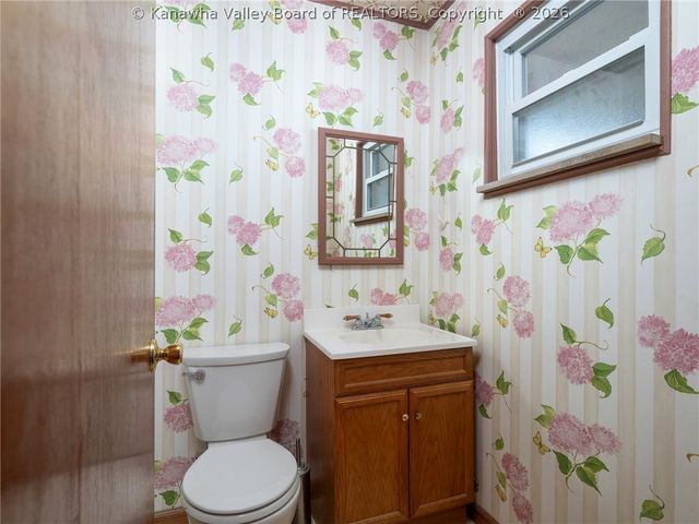 5003 Frederick Drive, Charleston, WV 25313