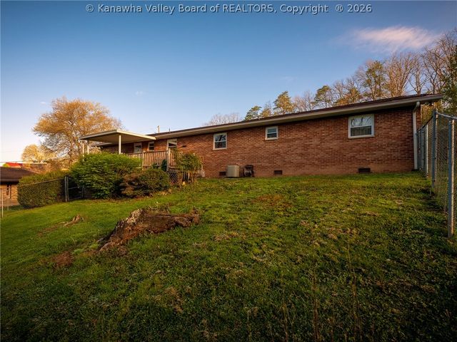 5003 Frederick Drive, Charleston, WV 25313