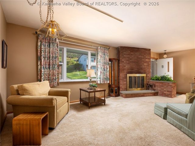5003 Frederick Drive, Charleston, WV 25313