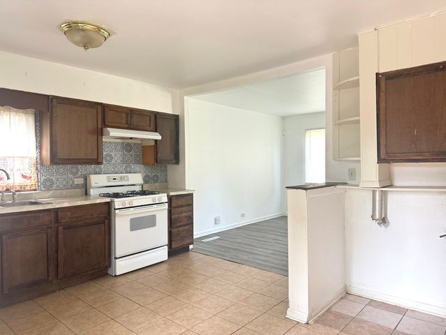 16775 Artesian Avenue, Hazel Crest, IL 60429