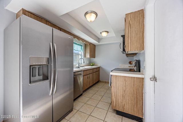 137 Washington Avenue B, Indialantic, FL 32903