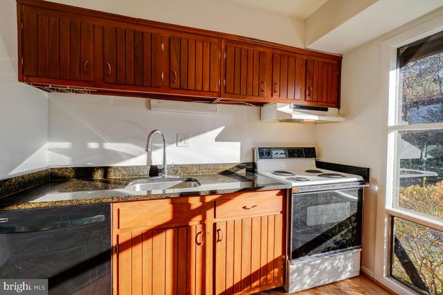 13701 ARCTIC AVE, Rockville, MD 20853