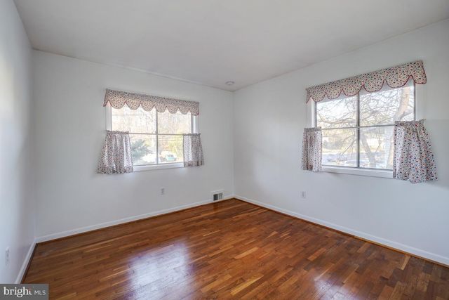 13701 ARCTIC AVE, Rockville, MD 20853