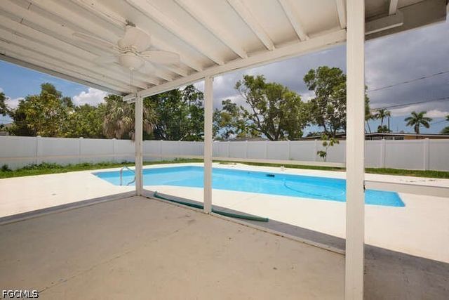 4370 Deleon ST, Fort Myers, FL 33901