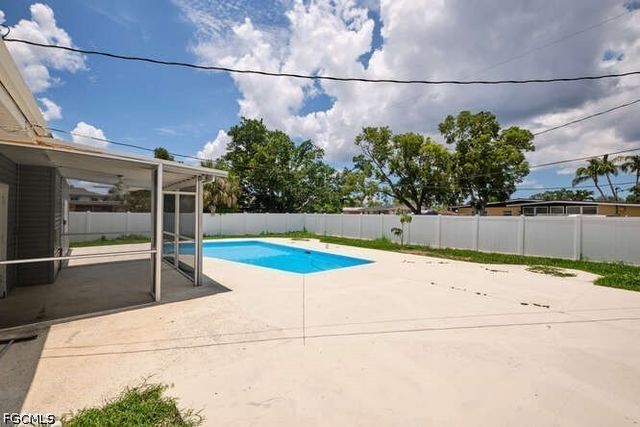 4370 Deleon ST, Fort Myers, FL 33901