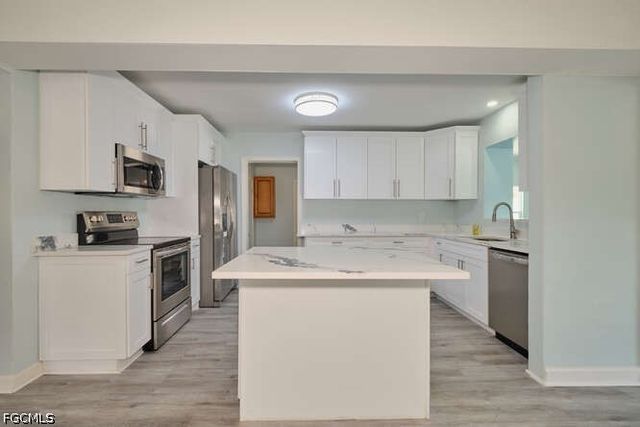 4370 Deleon ST, Fort Myers, FL 33901