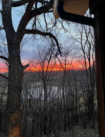 23400 Woodland Ridge Drive, Lakeville, MN 55044