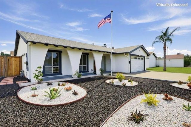 1711 Oak Hill Dr, Escondido, CA 92027