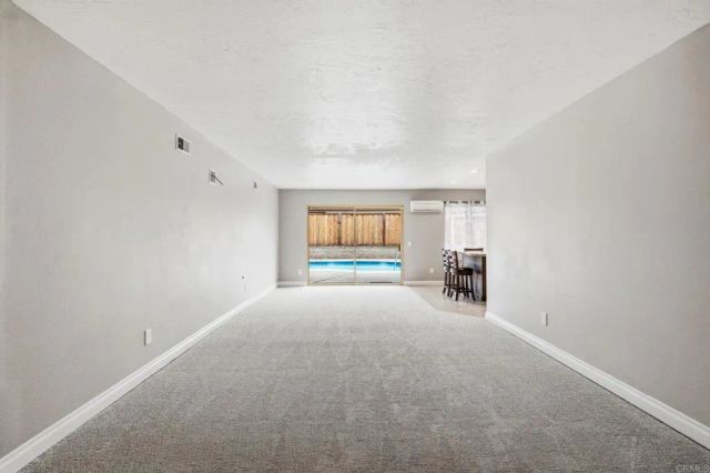 1711 Oak Hill Dr, Escondido, CA 92027