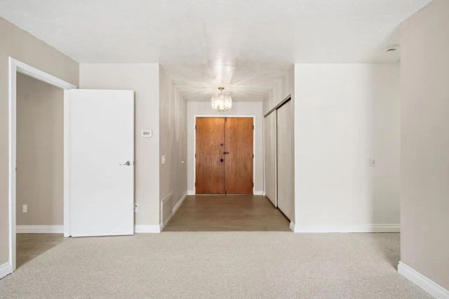 1711 Oak Hill Dr, Escondido, CA 92027