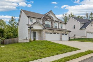 1021 Brightwood Ct, Clarksville, TN 37043