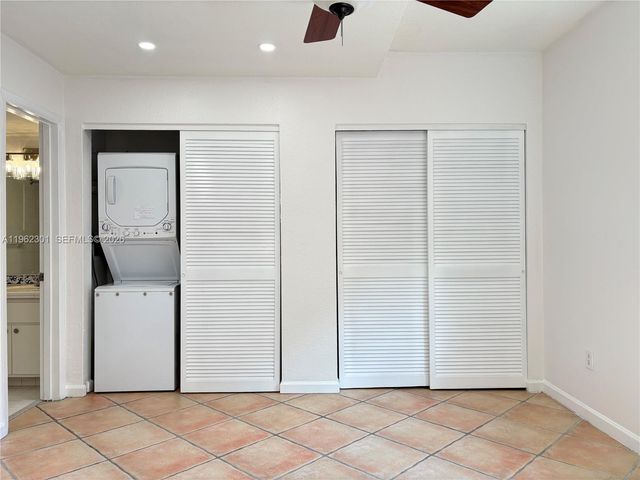 8600 SW 67th Ave 915, Pinecrest, FL 33156