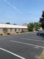 5320 Military Road, Lewiston, NY 14092