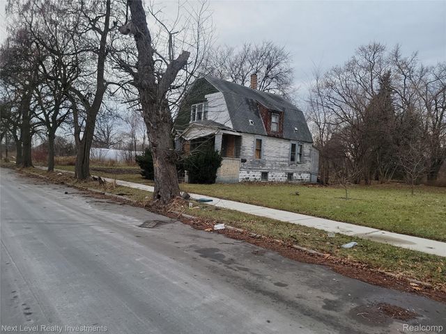 3345 E Ferry Street, Detroit, MI 48211