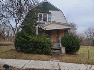 3345 E Ferry Street, Detroit, MI 48211