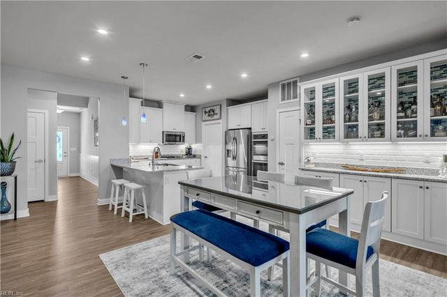 928 Adventure WAY, Chesapeake, VA 23323