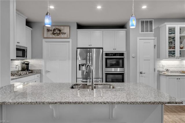 928 Adventure WAY, Chesapeake, VA 23323