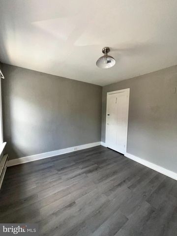 1264 MUHLENBERG ST, Reading, PA 19602