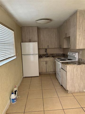 12890 NE 8th Avenue 107, North Miami, FL 33161