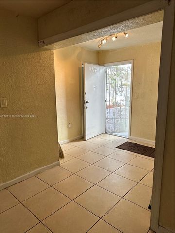 12890 NE 8th Avenue 107, North Miami, FL 33161