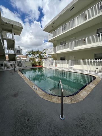 12890 NE 8th Avenue 107, North Miami, FL 33161