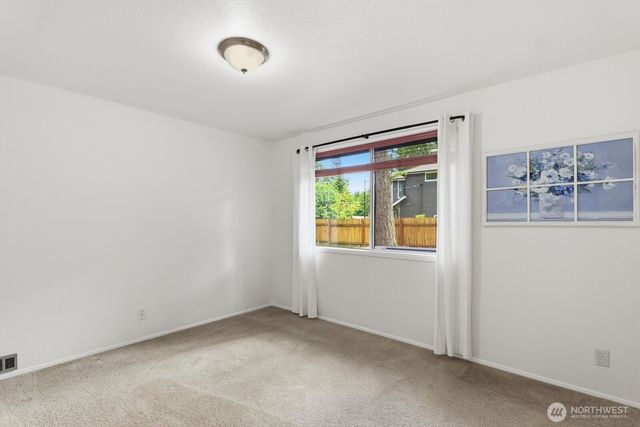13826 Cascadian Way, Everett, WA 98208