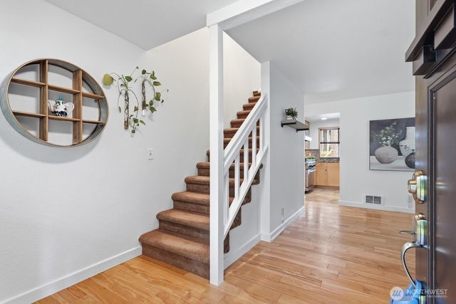 13826 Cascadian Way, Everett, WA 98208