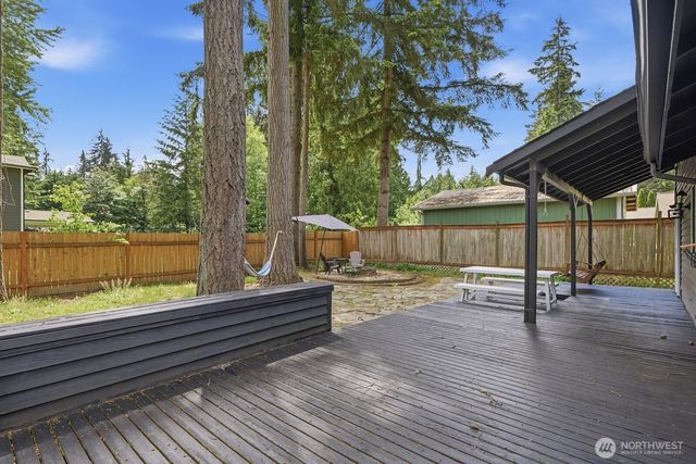13826 Cascadian Way, Everett, WA 98208