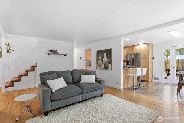 13826 Cascadian Way, Everett, WA 98208