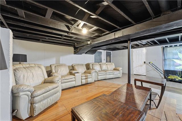 6203 Hedges Avenue, Raytown, MO 64133