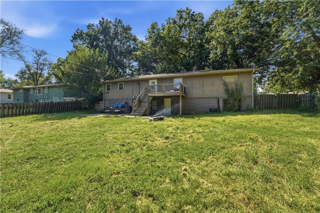 6203 Hedges Avenue, Raytown, MO 64133