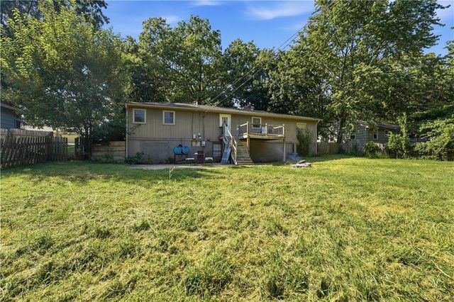 6203 Hedges Avenue, Raytown, MO 64133
