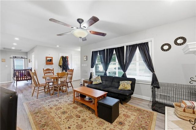 6203 Hedges Avenue, Raytown, MO 64133